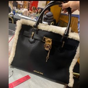 Michael Kors Hamilton Fur Lock Key leather Medium Satchel MK
